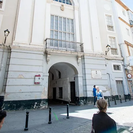 Estudio Del Populo - *